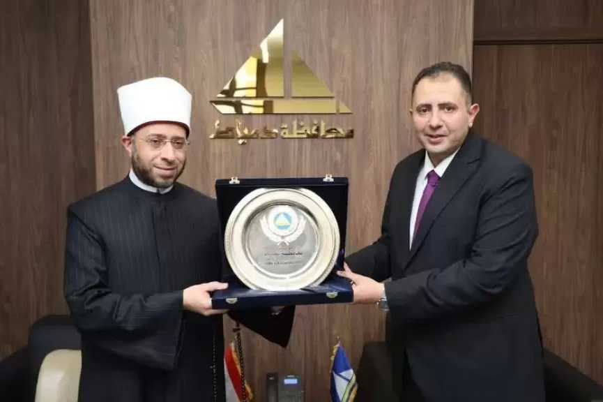 محافظ دمياط يستقبل وزير الأوقاف بديوان عام المحافظة بحضور القيادات البرلمانية والتنفيذية والشعبية