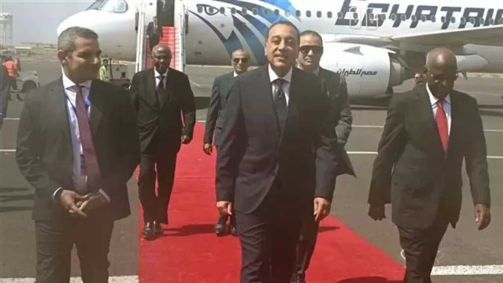 رئيس الوزراء يشارك في حفل تنصيب الرئيس الجيبوتي إسماعيل جيله