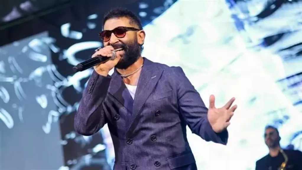 أول ظهور لـ أحمد سعد بعد طلاقه الثالث.. مزاح وغناء في حفل مدينتي