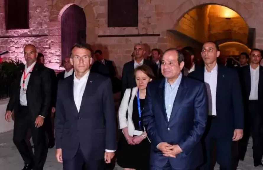 مدير آثار إسكندرية: إقبال من المدارس والجامعات لحجز سيشن التخرج في مواقع زيارة الرئيس السيسي وماكرون