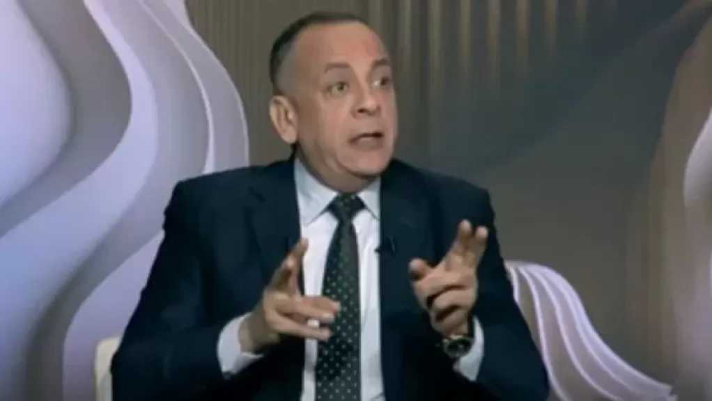 وزير السياحة يوافق على إجازة بدون أجر للدكتور مصطفى وزيري حتى بلوغ سن المعاش