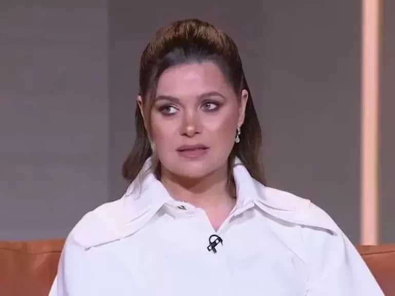 يسرا اللوزي عن علاقتها بابنتيها: أحرص على إظهار ضعفي لهما عندما أكون منهارة