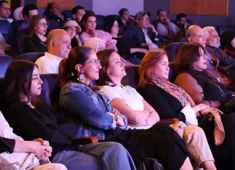 أبرزهم إلهام شاهين وريهام عبدالغفور وهالة صدقي.. فنانون يشيدون بعرض متولي وشفيقة