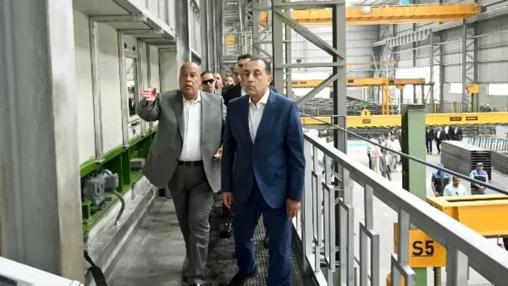 رئيس الوزراء يفتتح مصنع شركة للصناعات الهندسية بالسادس من أكتوبر