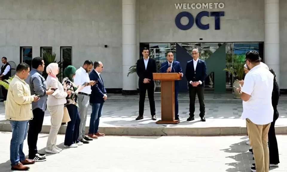 رئيس الوزراء: جولة اليوم شملت افتتاح مصنعين جديدين بالكامل بالإضافة إلى تفقد خطوط الإنتاج والتوسعات في خمسة مصانع كبرى أخرى
