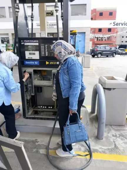 تموين الإسماعيلية يضبط 43 ألف لتر مواد بترولية و1000 أسطوانة بوتاجاز.. صور