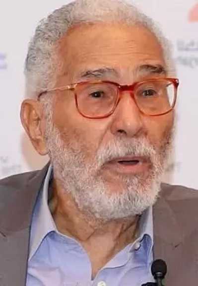 محمد علي خير ناعيا عبد الرحمن أبو زهرة: بصمته ظهرت كل أعماله الفنية
