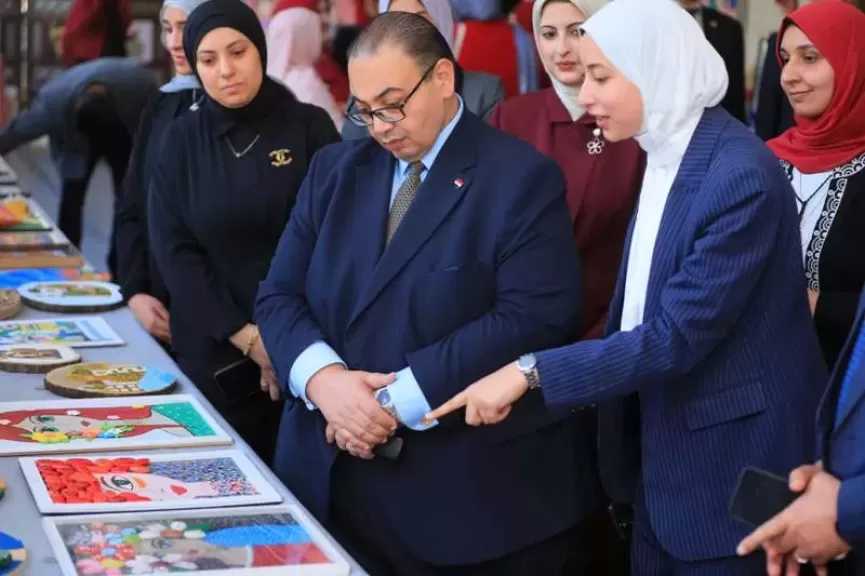 رئيس جامعة كفر الشيخ يشهد فعاليات الملتقى الإبداعي الأول لرياض الأطفال بكلية التربية