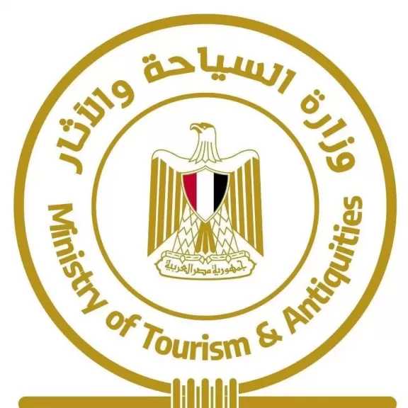 وزارة السياحة والآثار: وصول 32 حافلة سياحية تقل 1424 حاج بري حتى الآن إلى الأراضي المقدسة