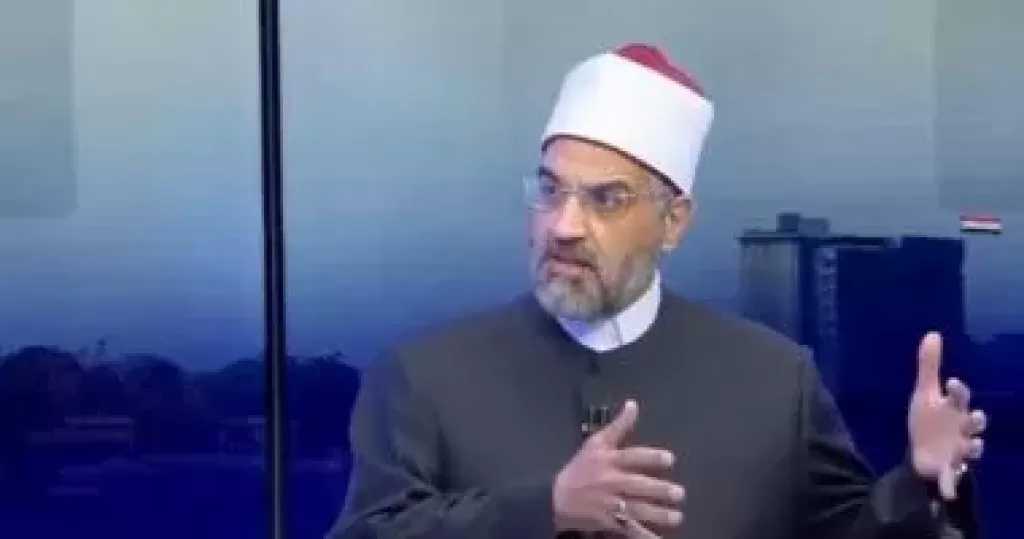 عمرو الورداني: «وكلوا واشربوا ولا تسرفوا» ميزان للاتزان الإنساني