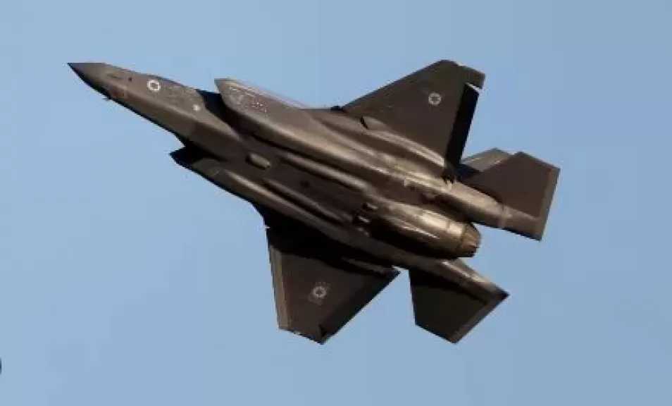 إسرائيل توقع عقدا لزيادة مدى مقاتلات F-35 وتقليل الحاجة للتزود بالوقود