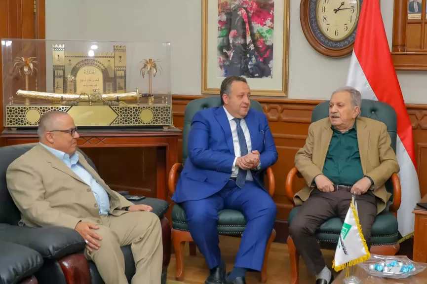 نقيب المهندسين يبحث تعزيز التعاون المشترك مع وفد نقابة مهندسي الأردن