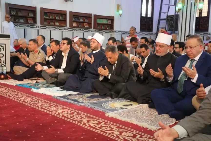 وزير الأوقاف ومحافظ الشرقية ومفتي الجمهورية يؤدون صلاة الجمعة في بلبيس