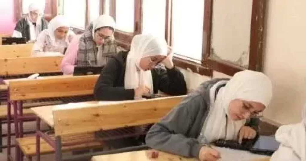 انطلاق امتحانات الفصل الدراسى الثانى لصفوف النقل فى الجيزة غدا