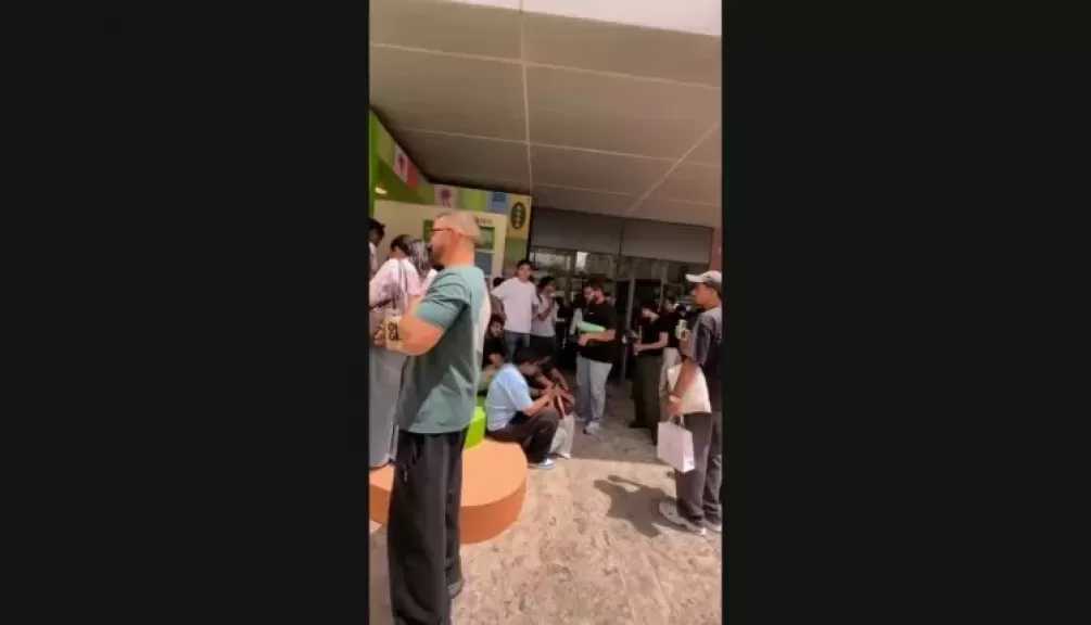 بنك التعمير والإسكان يشارك في معرض التوظيف بجامعة نيو جيزة لدعم المواهب الشابة