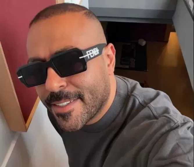تامر عاشور ينتهي من 90% من ألبومه الجديد ويستعد لحفله في أبو ظبي