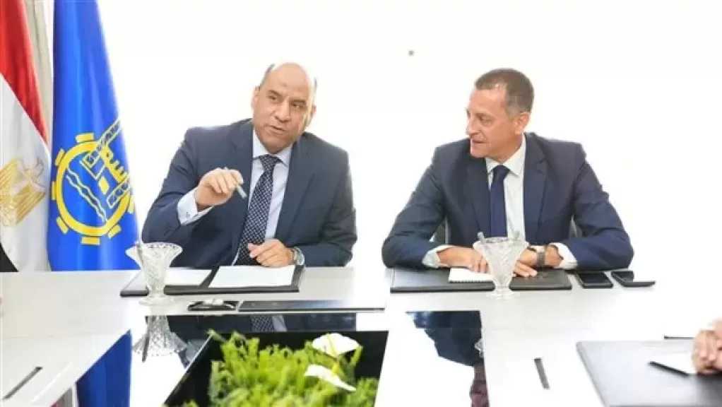 وزير العمل يوجه بشمول جميع عمال المناجم والمحاجر بإعانات الوفاة.. ويؤكد: الدولة لا تنسى أبنائها