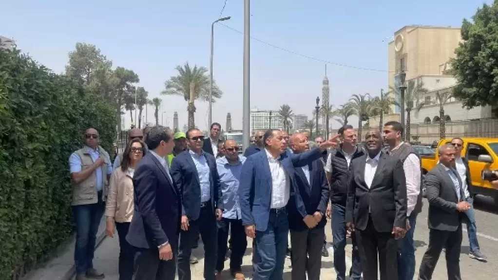 مدبولي يوجه بطلاء بعض العمارات المطلة على ميدان التحرير