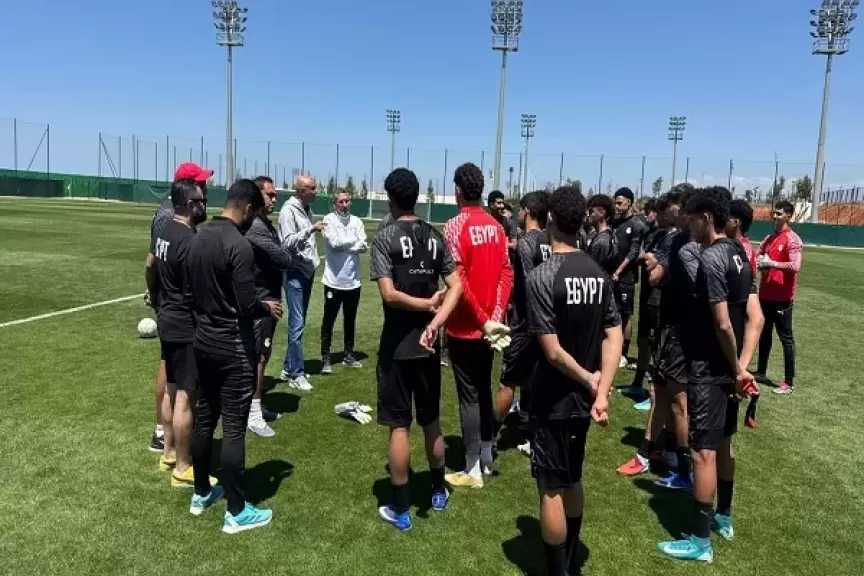 كاف يعلن طاقم تحكيم مباراة مصر وتونس في كأس الأمم الأفريقية للناشئين