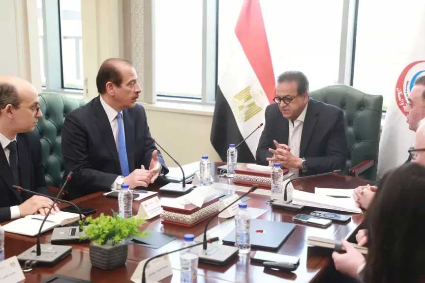 وزير الصحة يناقش مقترح حملة وطنية لرفع الوعي بالأمراض غير المعدية