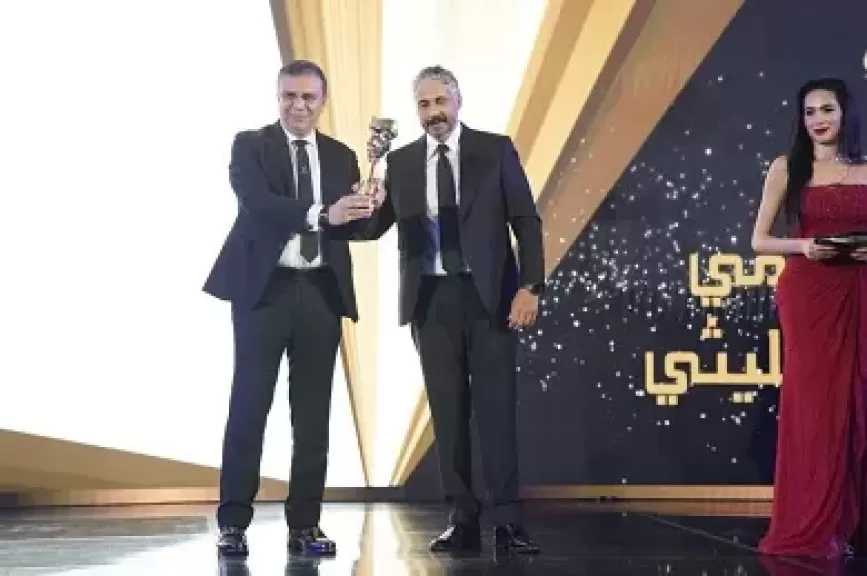 عمرو الليثي يحصل على جائزة تريند الإعلام العربي في حفل Trend Awards Middle East