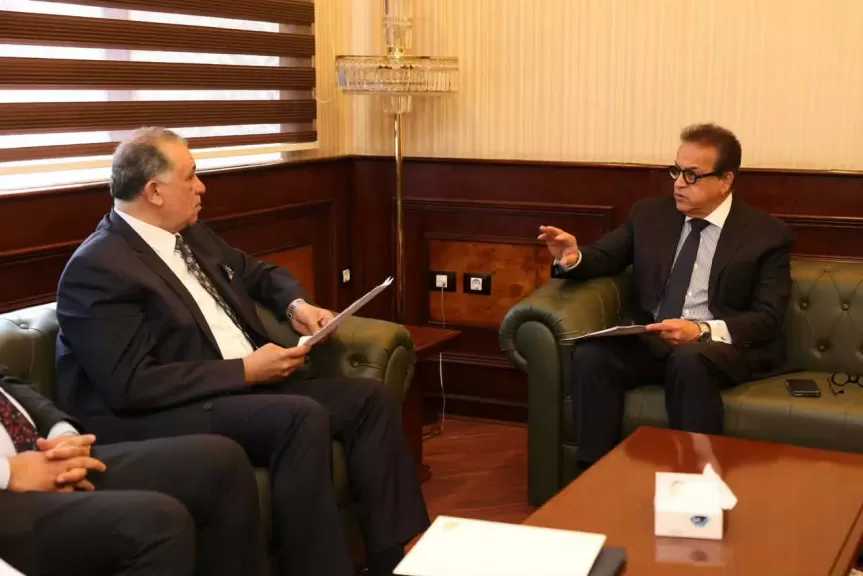 نقيب المحامين يلتقي وزير الصحة لبحث آليات التعاون المشترك