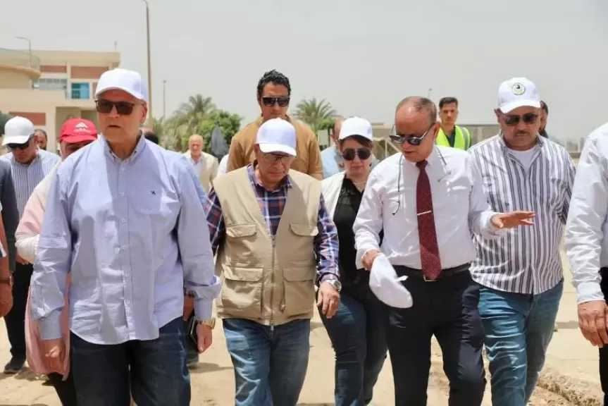 الشيمي يشدد على أهمية المتابعة الميدانية المكثفة لمشروعات حياة كريمة.. صور