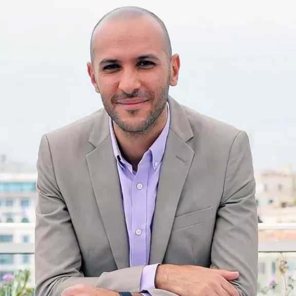 محمد دياب: محمد رمضان جعان فرصة.. وتعامل مع فيلم أسد كأنه دور عمره وأول عمل له