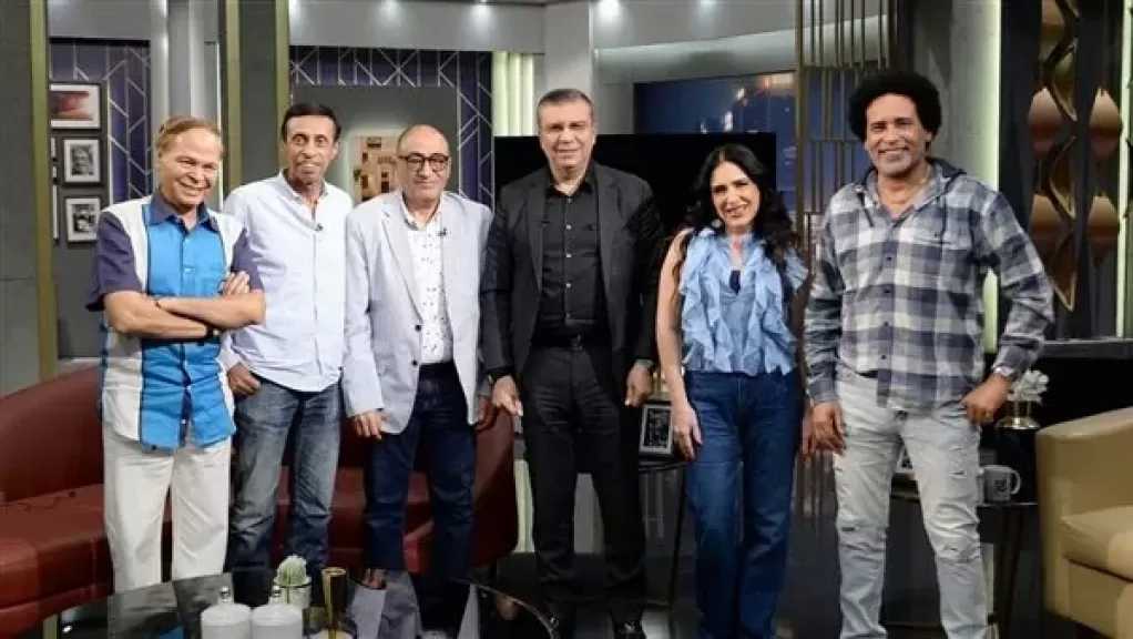 عمرو الليثي يستضيف أبطال مسرحية ”ابن الأصول”.. الليلة