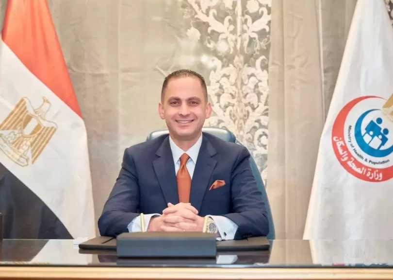 وزير الصحة يهنئ نائبه بمناسبة فوزه بجائزة الطبيب العربي في مجال «الحوكمة الرشيدة»