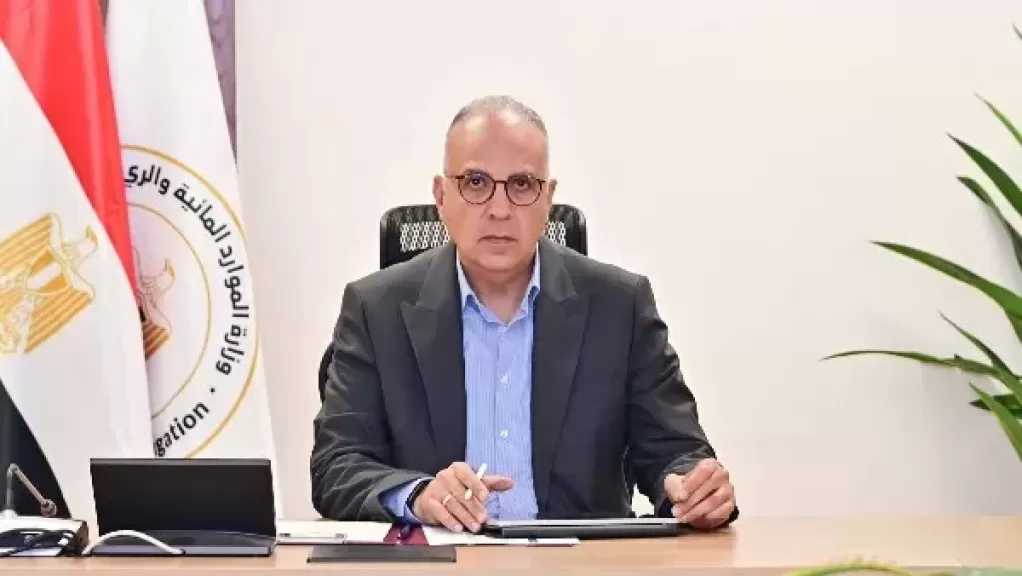 وزير الري يطمئن على انتظام عمل المنظومة المائية بزمام محافظة البحيرة