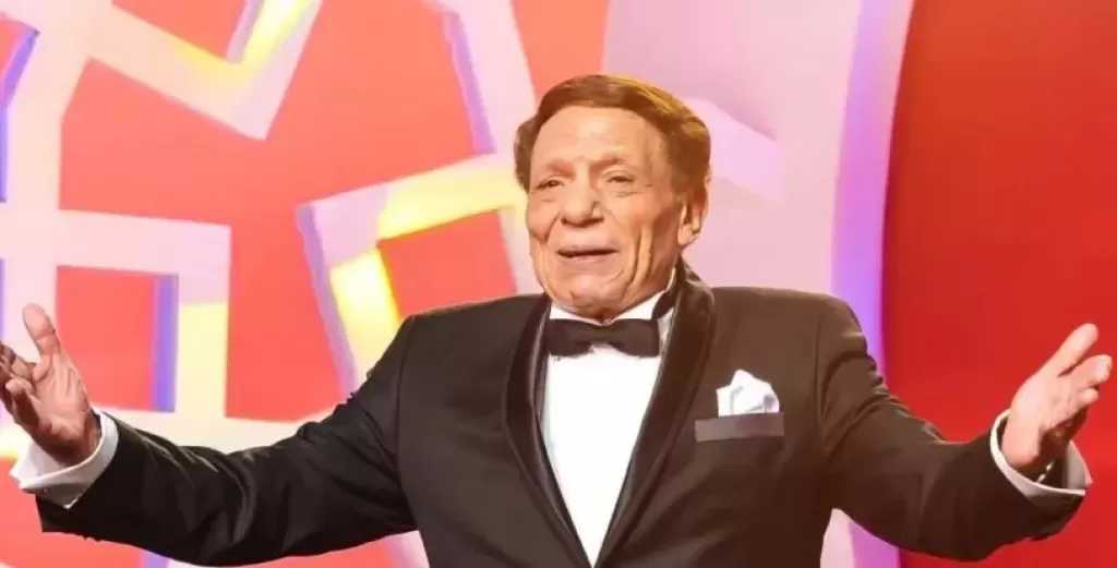 بعد سنوات من الغياب.. عادل إمام يطل من جديد على الشاشة عبر برنامج «صندوق ذكريات الزعيم»