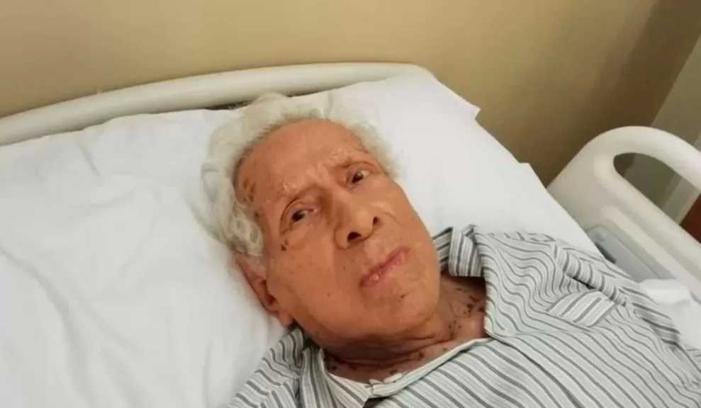 نقل المخرج علي الغزولي إلى المستشفى.. ومطالب بعلاجه على نفقة الدولة