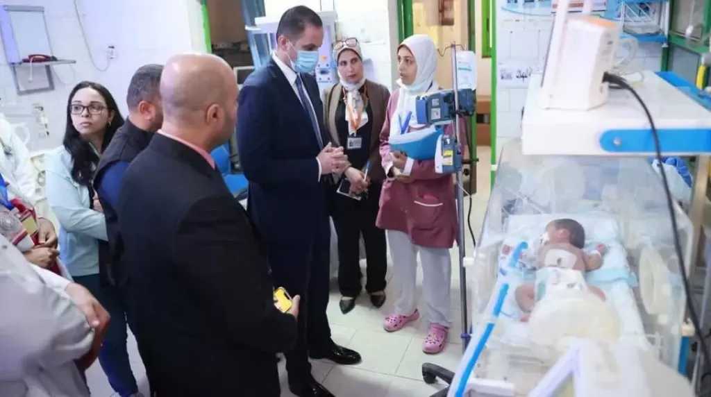 نائب وزير الصحة يجري جولة مفاجئة بالإسكندرية ويحيل المتغيبين ومسؤولين للتحقيق