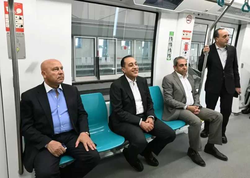 وزير النقل: ”المونوريل” وسيلة نقل جماعي عصرية وحديثة ومكيفة الهواء توفر أعلى مستويات الخدمة والراحة للمواطنين