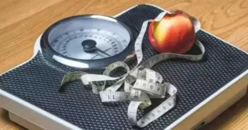3 طرق معتمدة من الخبراء لإنقاص الوزن بشكل طبيعي في سن الثلاثين