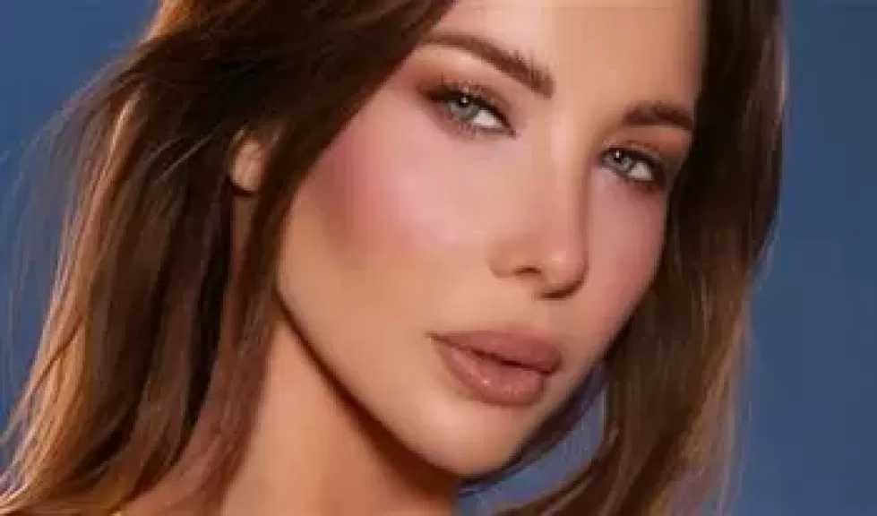 بحن.. نانسي عجرم تقدم أغنية فيلم الكراش لأحمد داوود