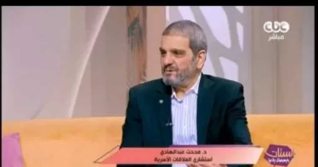 استشاري أسري: استمرار المقارنات مع الآخرين يزرع عدم الرضا منذ الصغر
