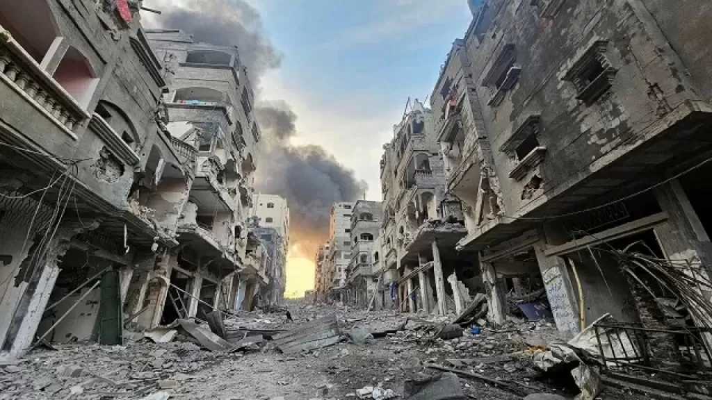 استشهاد فلسطيني وإصابة آخر في قصف إسرائيلي على جنوب ووسط غزة