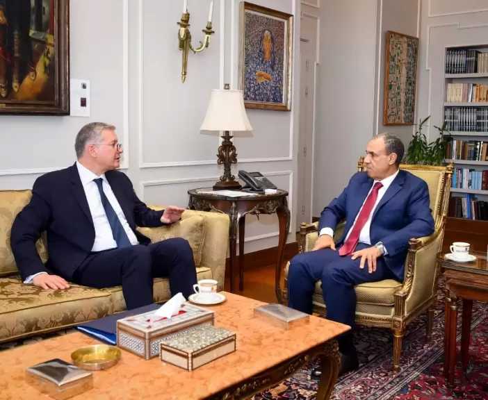 وزير الخارجية يستقبل وزير البترول والثروة المعدنية