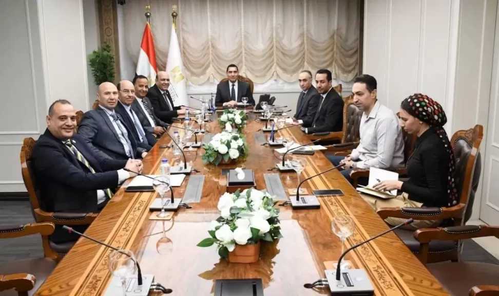 وزير الشباب والرياضة يجتمع بمجلس إدارة الاتحاد المصري للوشو كونغ فو لبحث خطة العمل المقبلة