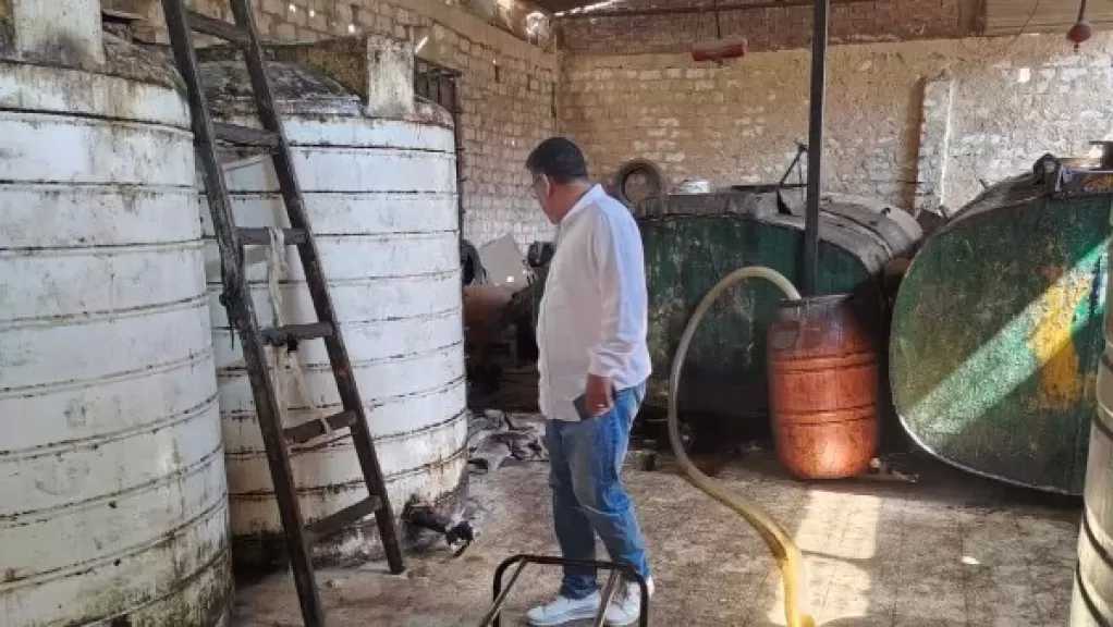 محافظة الجيزة تضبط 45 طن زيوت طعام مستعملة و3 أطنان مبيدات حشرية