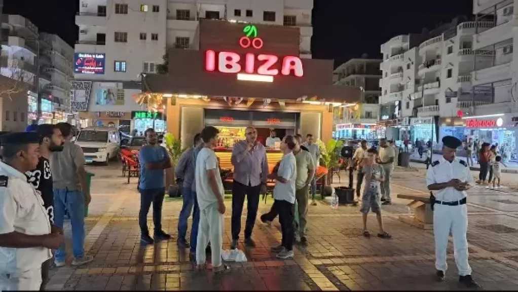الغردقة ترفع درجة الاستعداد لاستقبال عيد الأضحى بتطوير الحدائق والممشى السياحي