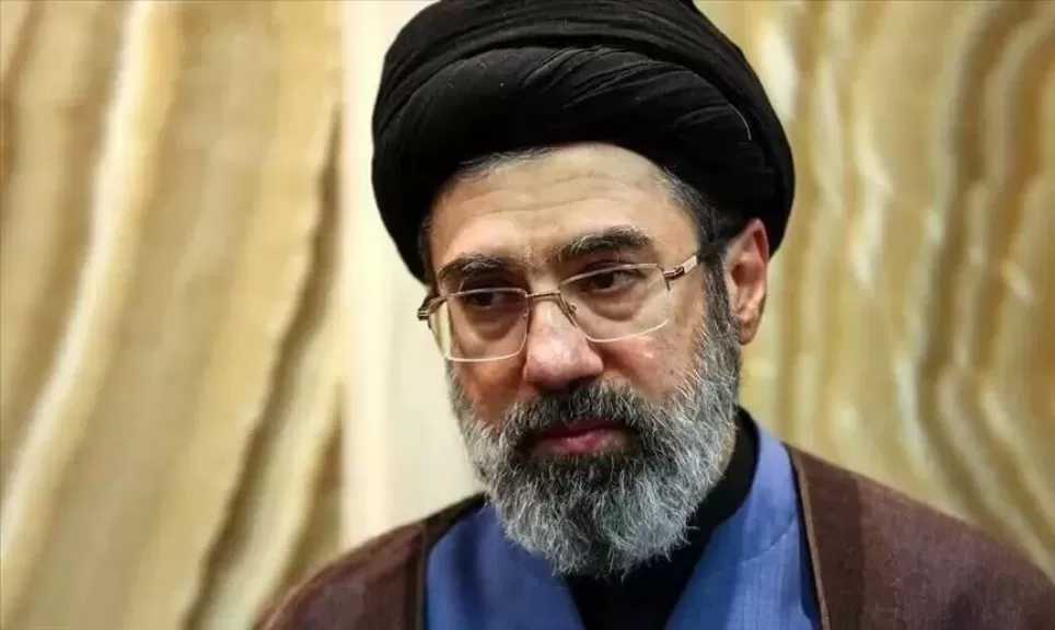 مجتبى خامنئي: لن يكون لأمريكا ملاذ آمن في المنطقة بعد الآن