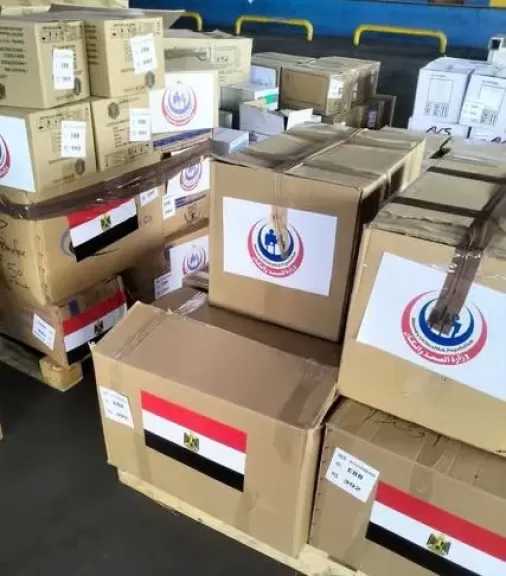 مصر ترسل شحنة أدوية ومستلزمات طبية إلى الكونغو الديمقراطية وأوغندا لمواجهة الإيبولا