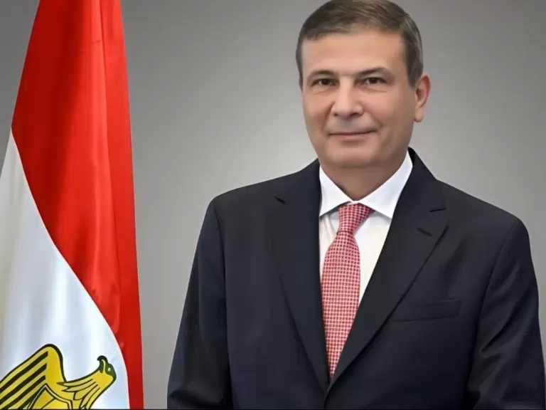 وزير الزراعة يتابع سير العمل بالقطاعات الحيوية في ثاني أيام العيد