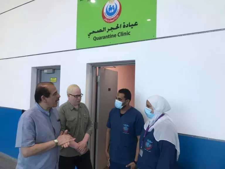 نائب وزير الصحة يتفقد الحجر الصحي بمطار القاهرة ويتابع إجراءات استقبال الحجاج والقادمين
