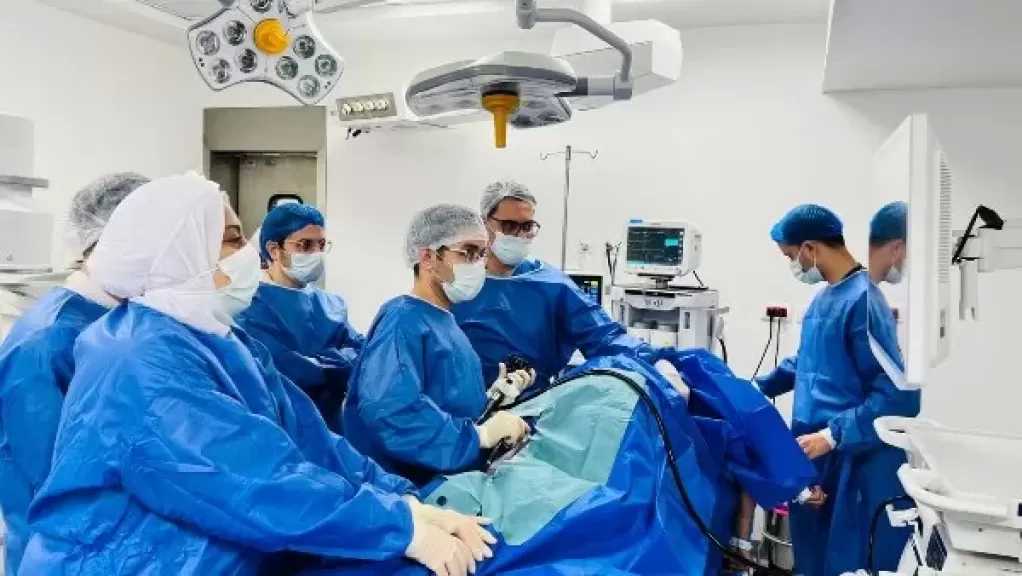 استئصال ورم ضخم يزيد حجمه عن 10 سم ”بدون جراحة” ببورسعيد