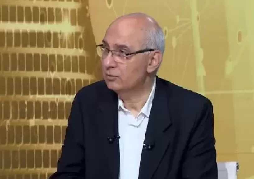 ياسر ثابت: الجالية الإيرانية والملاعب المفتوحة قد تشعلان تسييس مونديال 2026