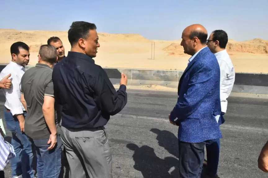 محافظ أسيوط يتفقد موقعا مقترحا لإنشاء مأوى للكلاب الضالة